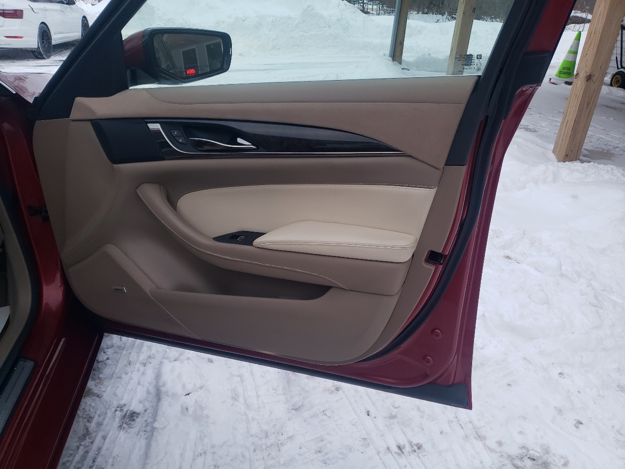 Cadillac CTS Sedan 4dr Sdn 2.0L Turbo Luxury Collection AWD 2016