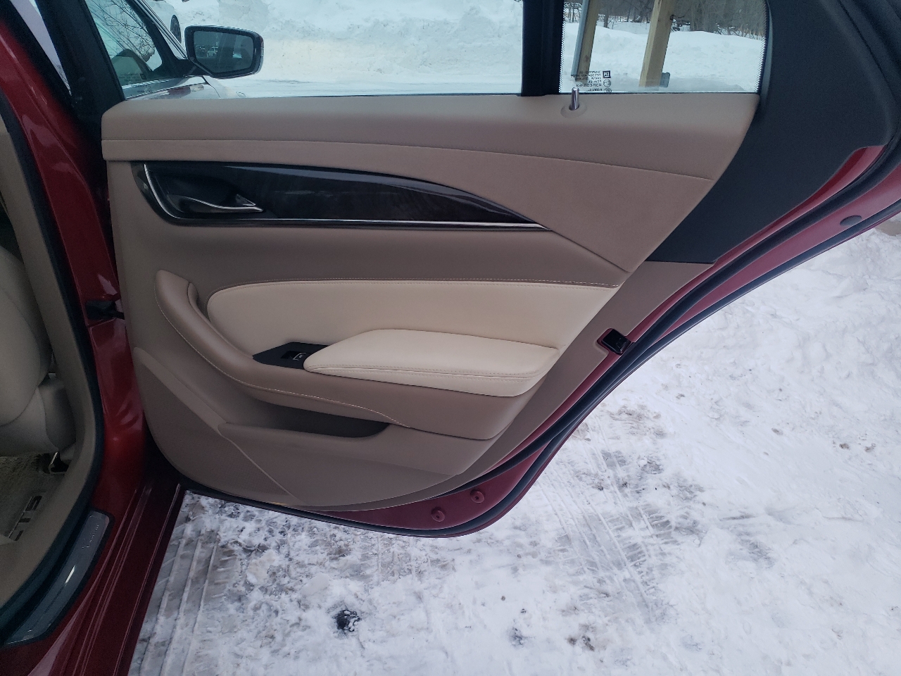 Cadillac CTS Sedan 4dr Sdn 2.0L Turbo Luxury Collection AWD 2016