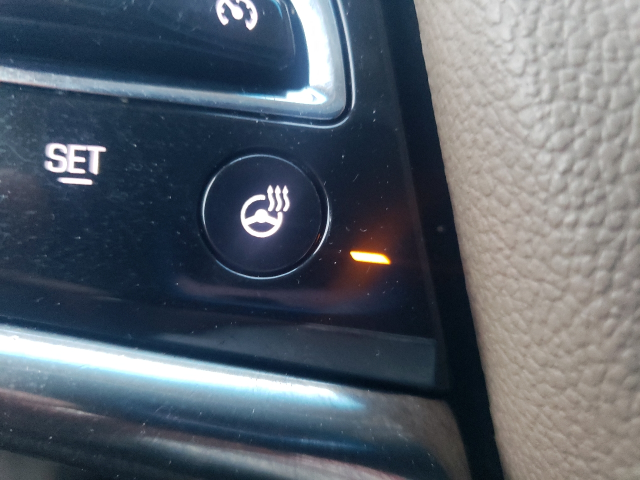 Cadillac CTS Sedan 4dr Sdn 2.0L Turbo Luxury Collection AWD 2016