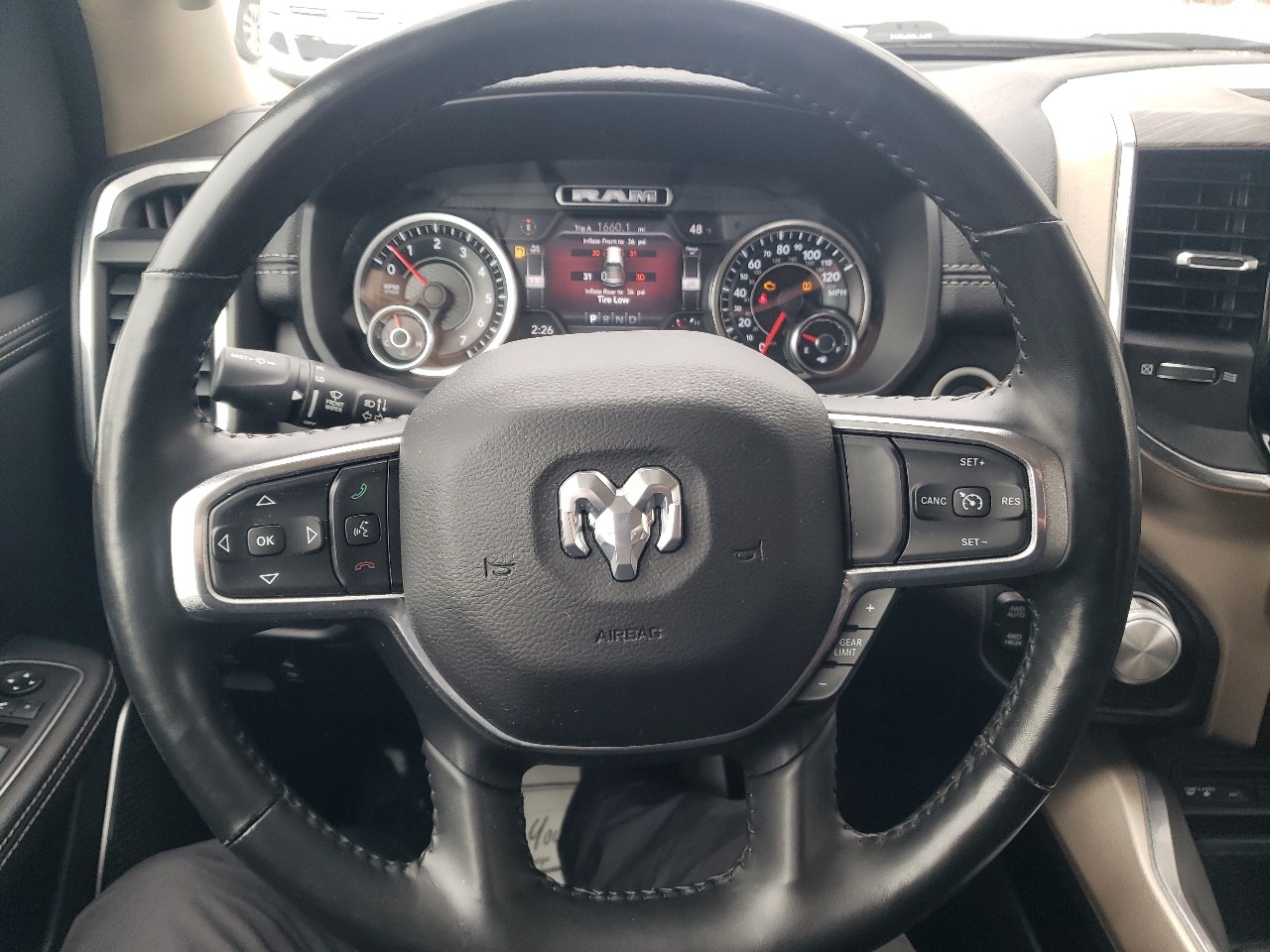 RAM 1500 Laramie 4x4 Quad Cab 6'4" Box 2019