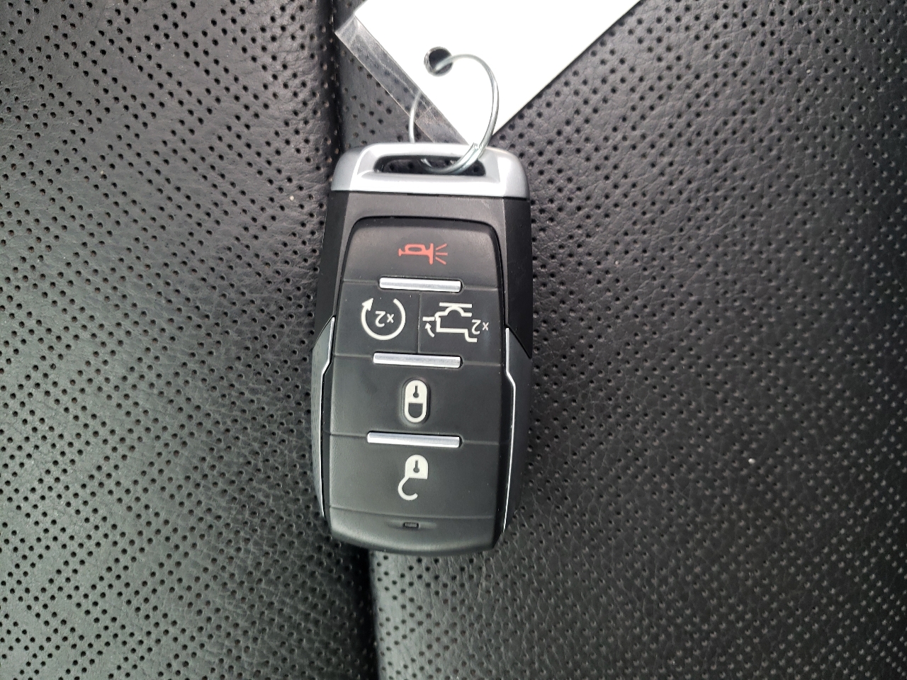 RAM 1500 Laramie 4x4 Quad Cab 6'4" Box 2019