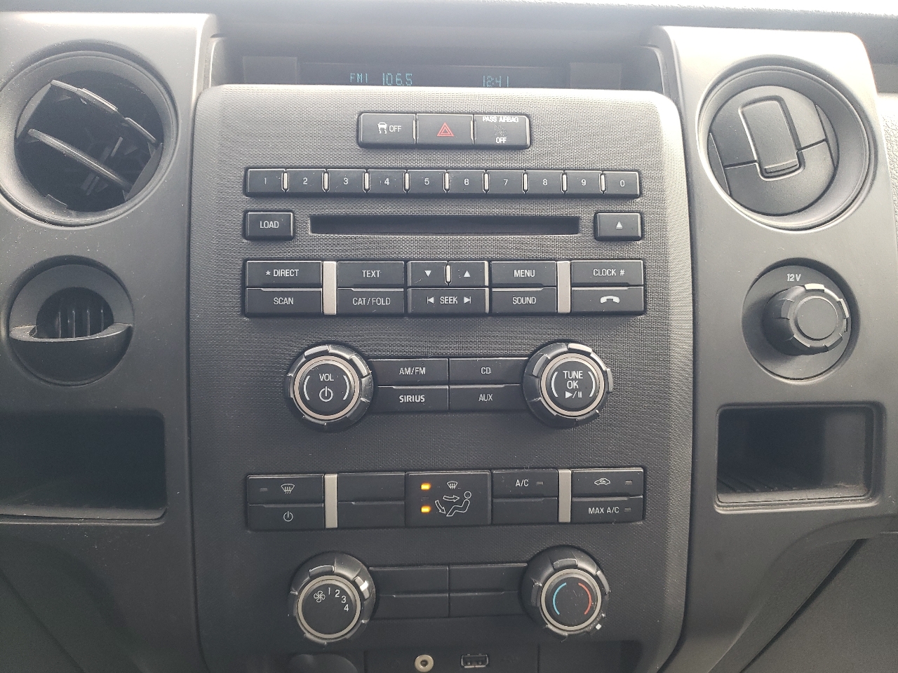 Ford F-150 2WD Reg Cab 126" XL 2013