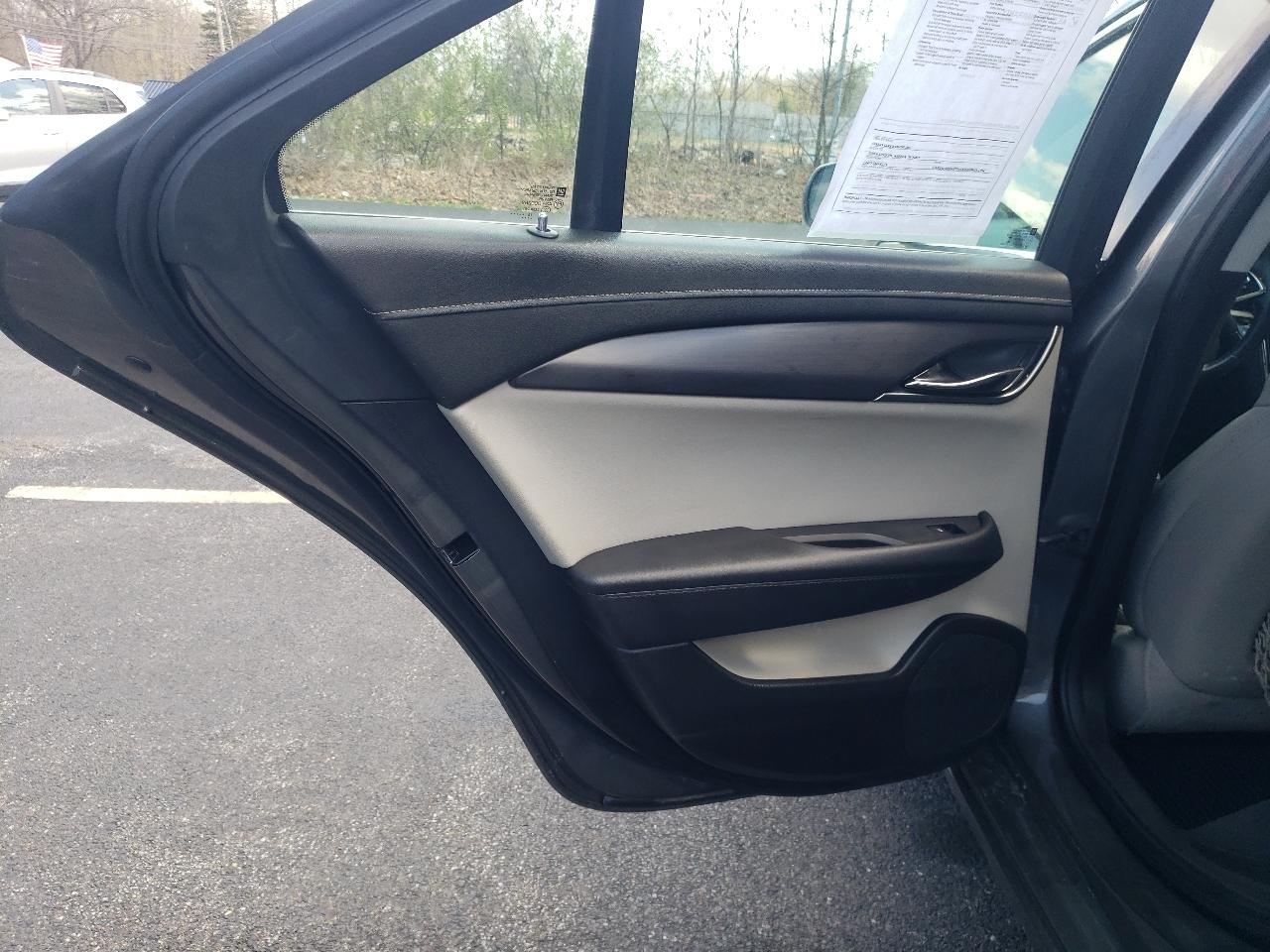 Cadillac ATS Sedan 4dr Sdn 2.0L AWD 2017