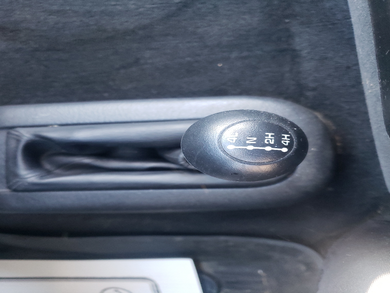 Dodge Ram 1500 4dr Quad Cab 140.5" WB 4WD SLT 2005