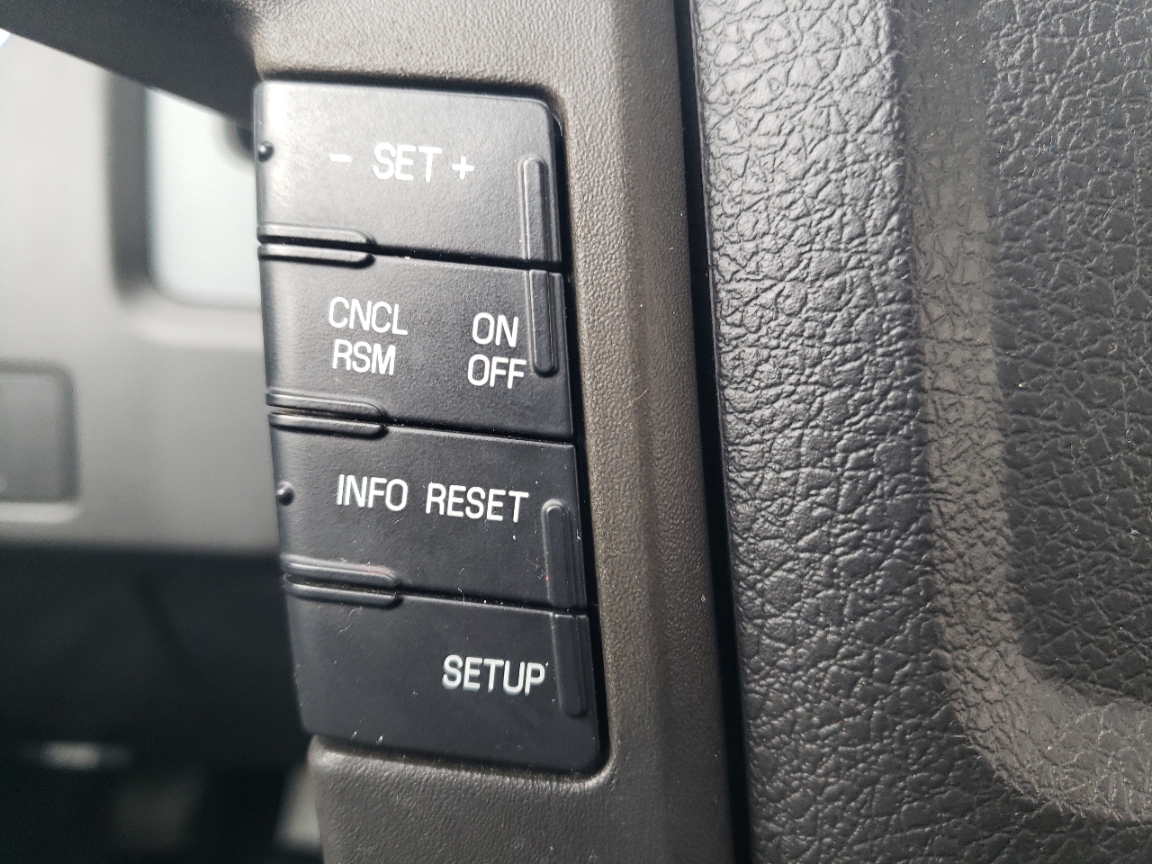 Ford F-150 4WD SuperCab 133" XLT 2014