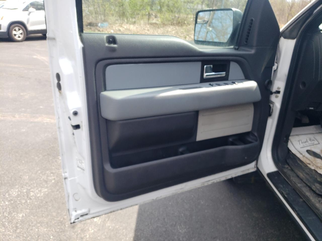 Ford F-150 4WD SuperCab 133" XLT 2014