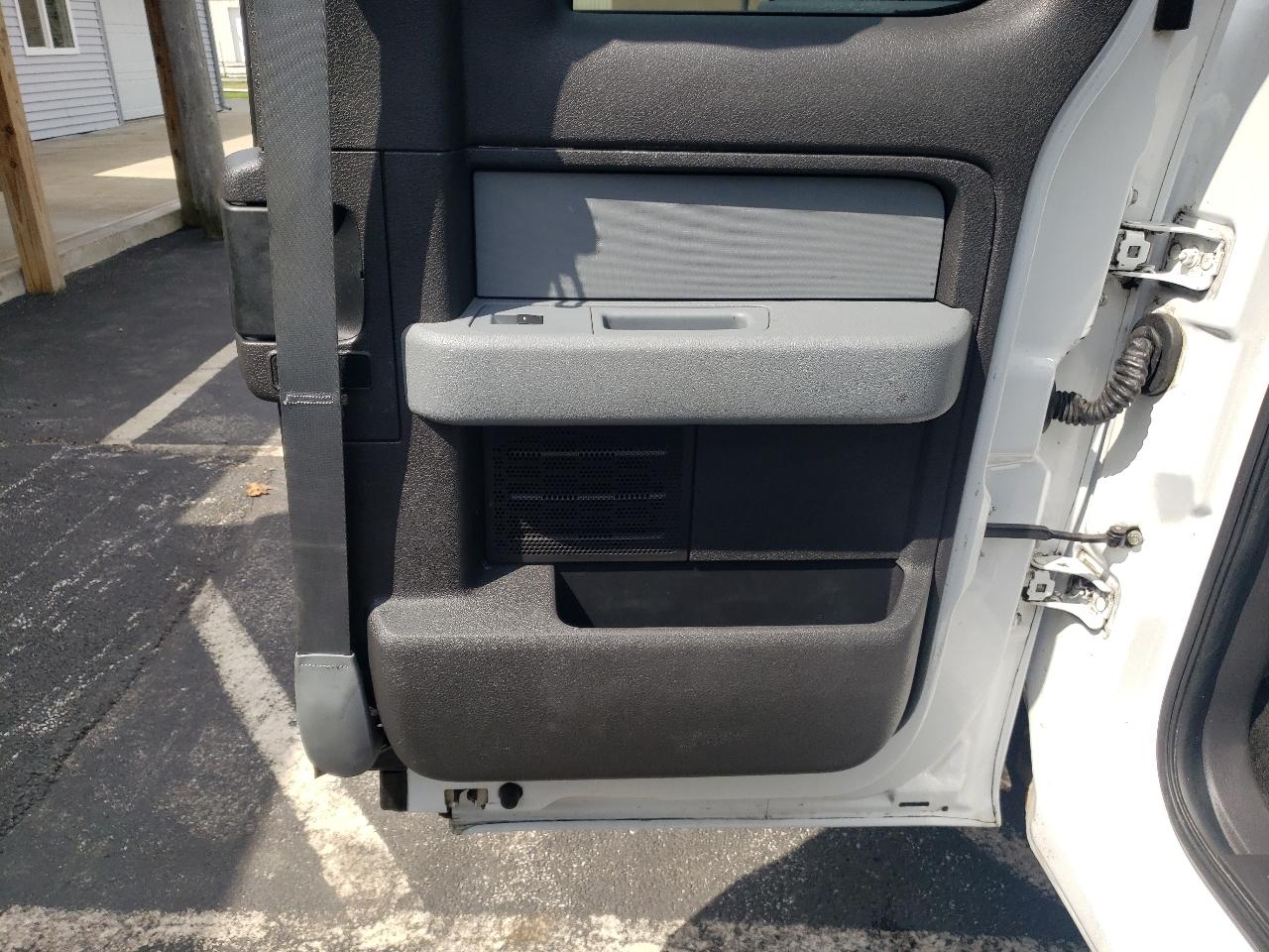 Ford F-150 4WD SuperCab 133" XLT 2014