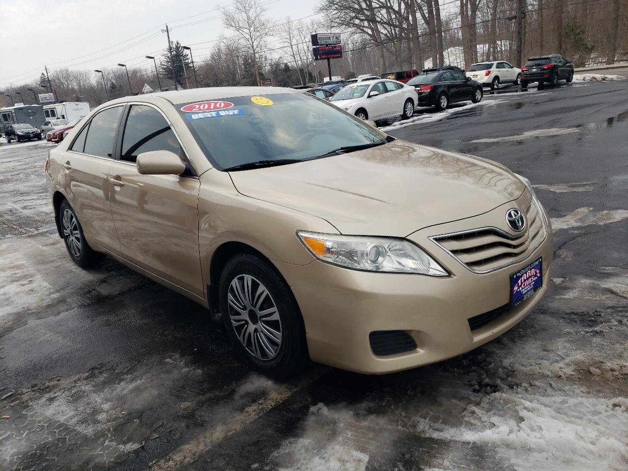 Toyota Camry 4dr Sdn LE Auto 2010