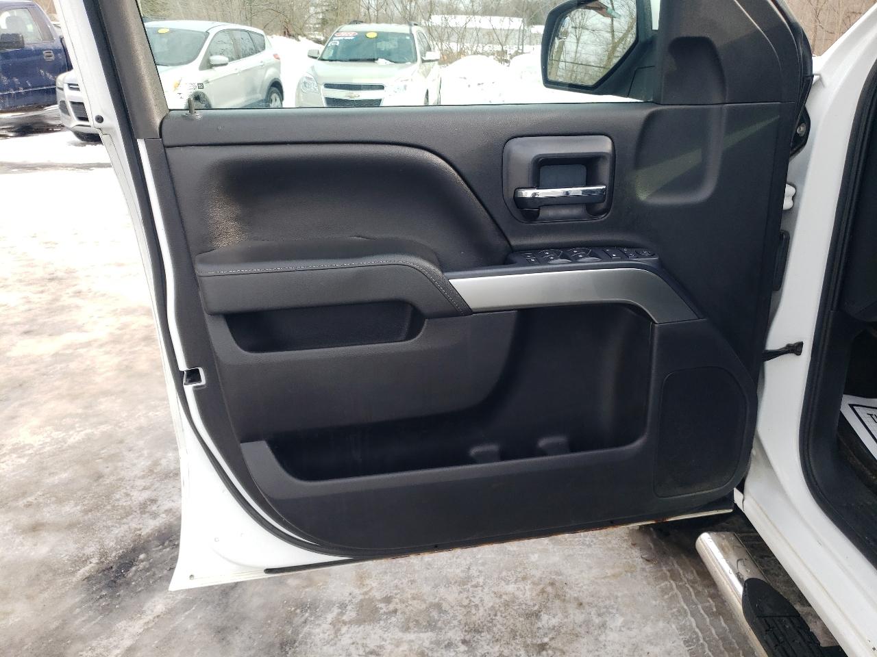 Chevrolet Silverado 1500 4WD Double Cab 143.5" LT w/1LT 2015