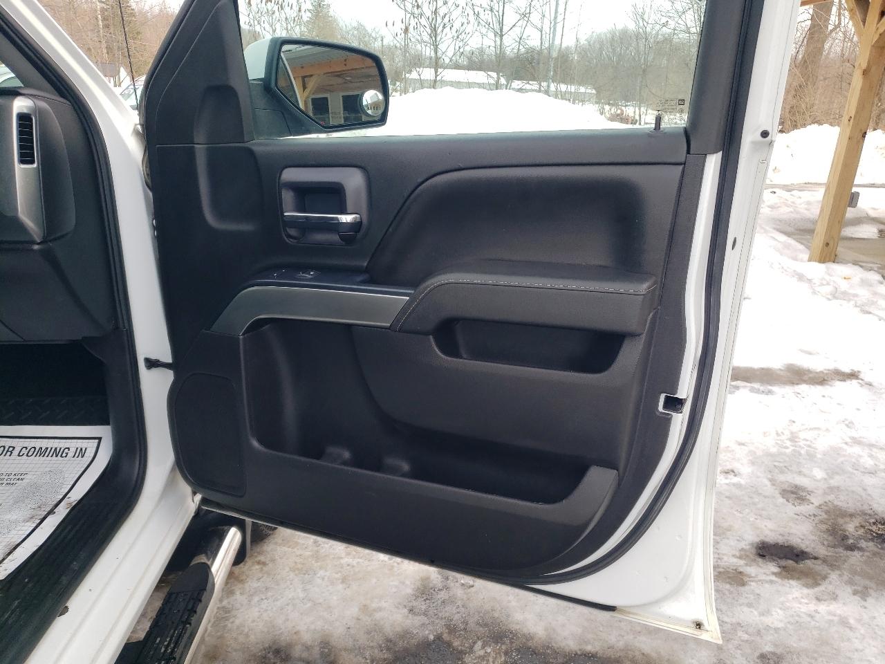 Chevrolet Silverado 1500 4WD Double Cab 143.5" LT w/1LT 2015