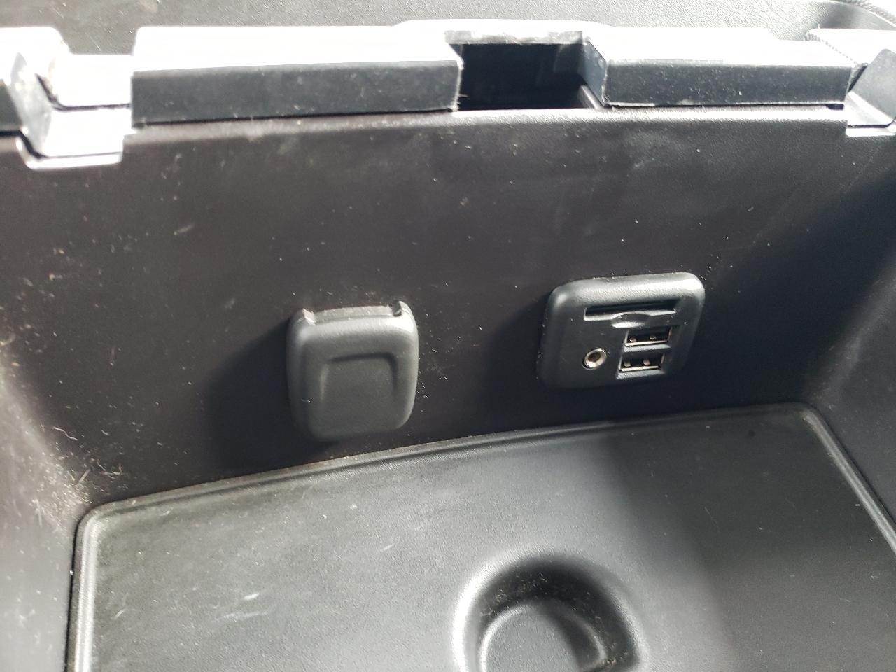 Chevrolet Silverado 1500 4WD Double Cab 143.5" LT w/1LT 2015