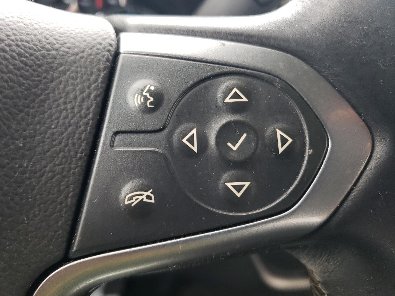 Chevrolet Silverado 1500 4WD Double Cab 143.5" LT w/1LT 2015