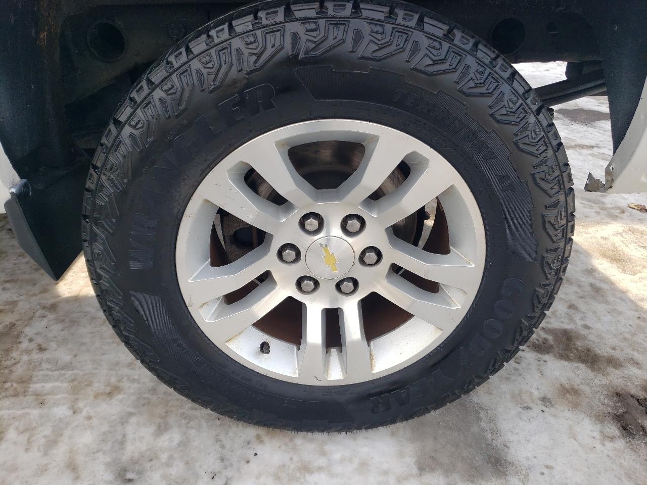 Chevrolet Silverado 1500 4WD Double Cab 143.5" LT w/1LT 2015