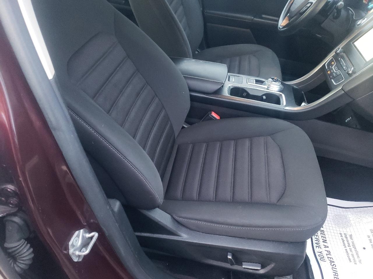 Ford Fusion SE FWD 2018