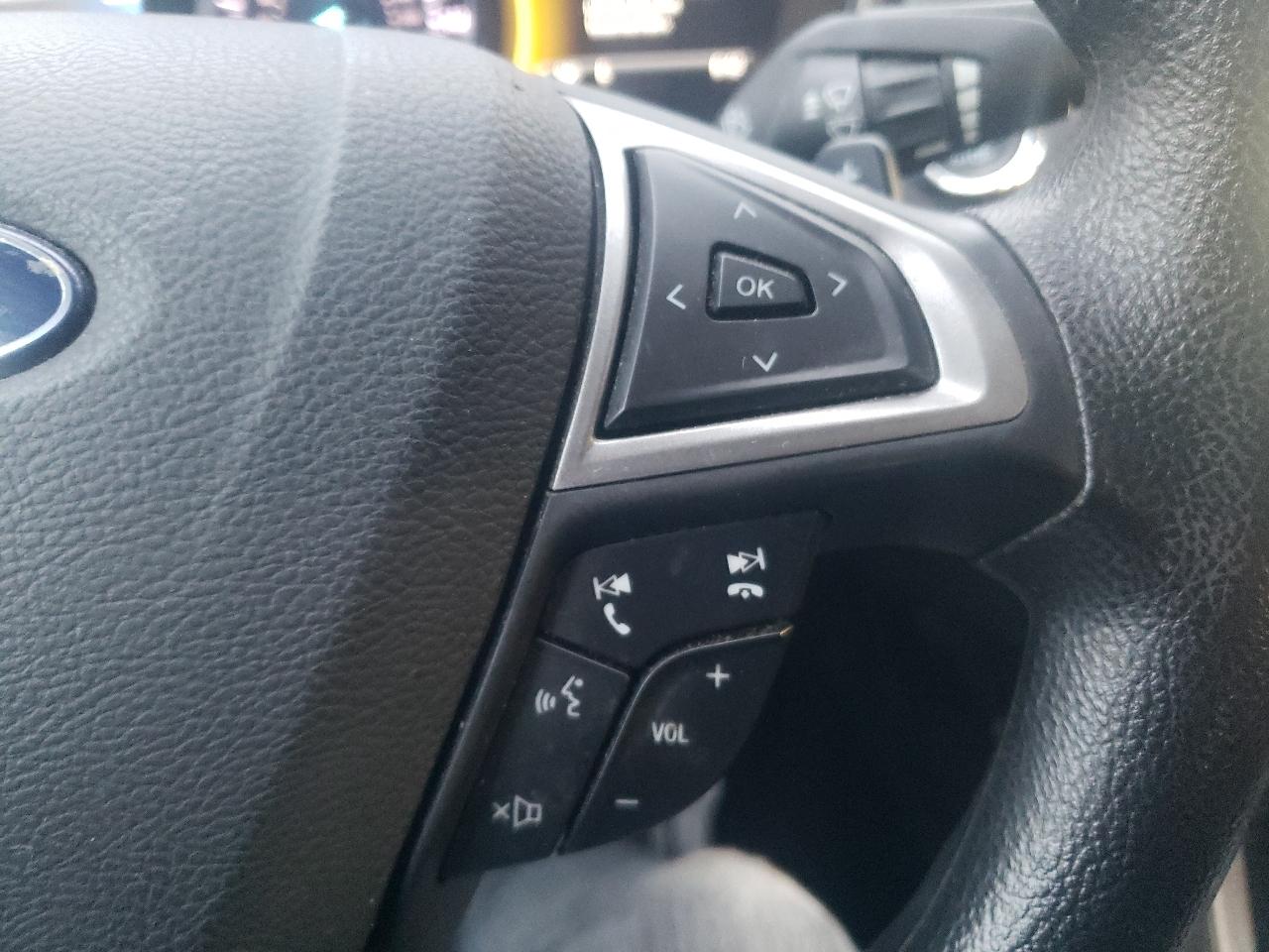 Ford Fusion SE FWD 2018