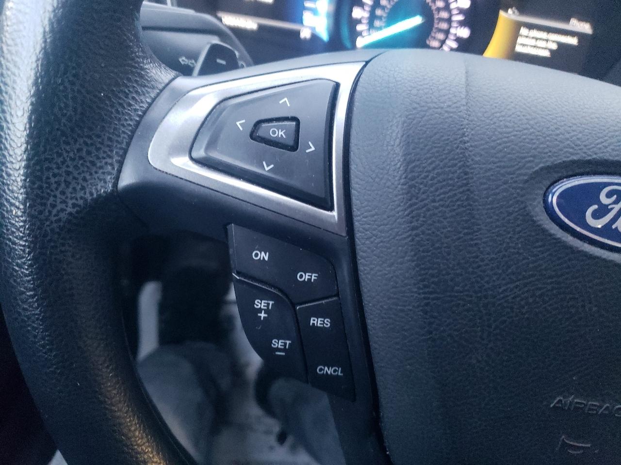 Ford Fusion SE FWD 2018