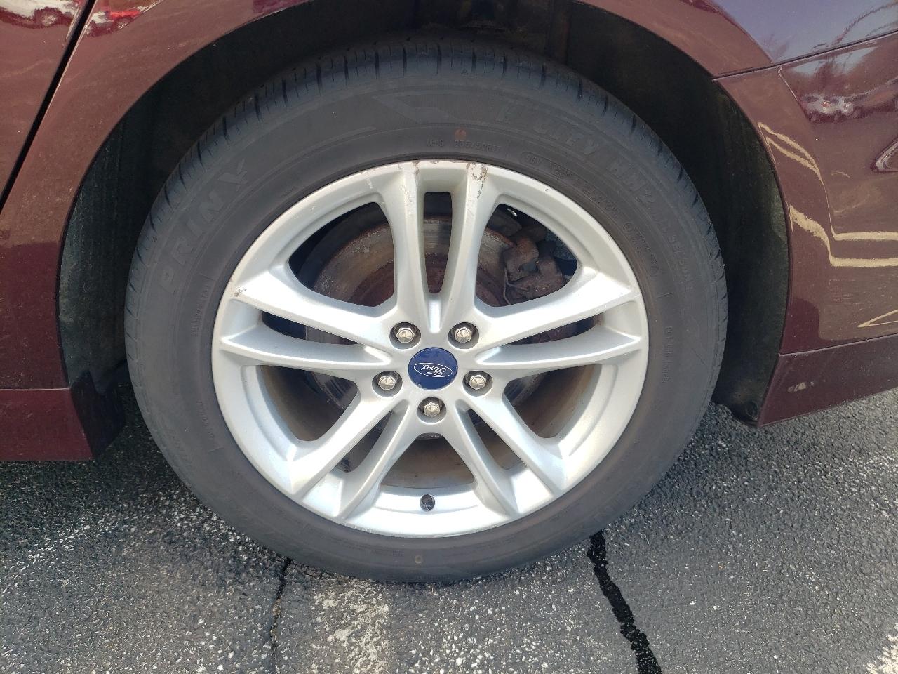 Ford Fusion SE FWD 2018