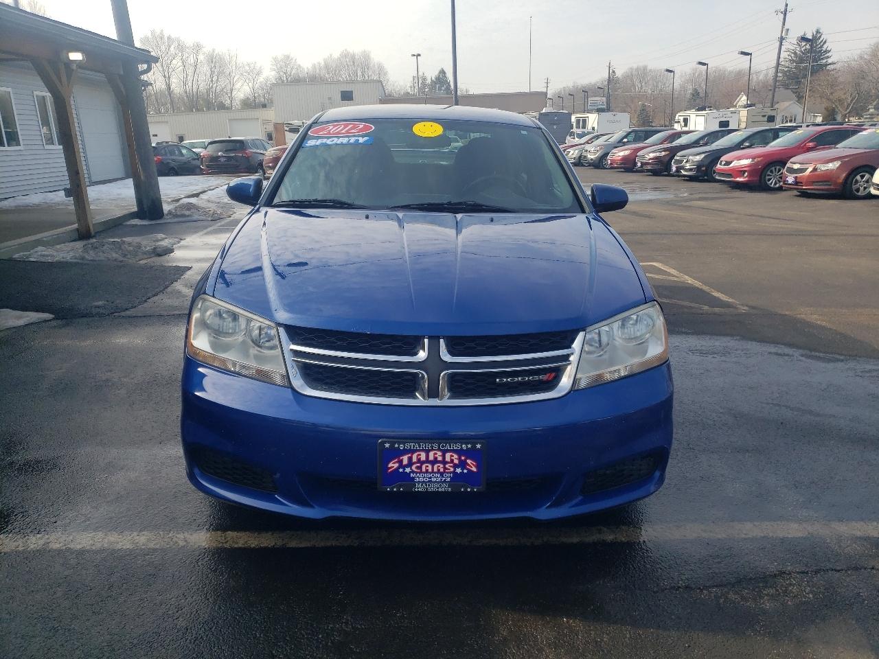 Dodge Avenger 4dr Sdn SXT 2012