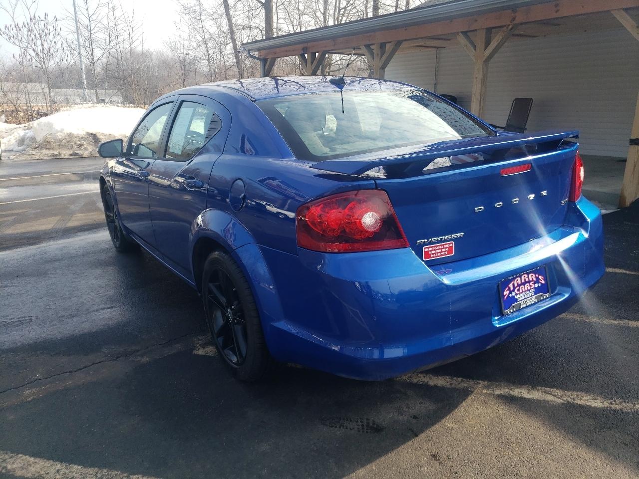 Dodge Avenger 4dr Sdn SXT 2012