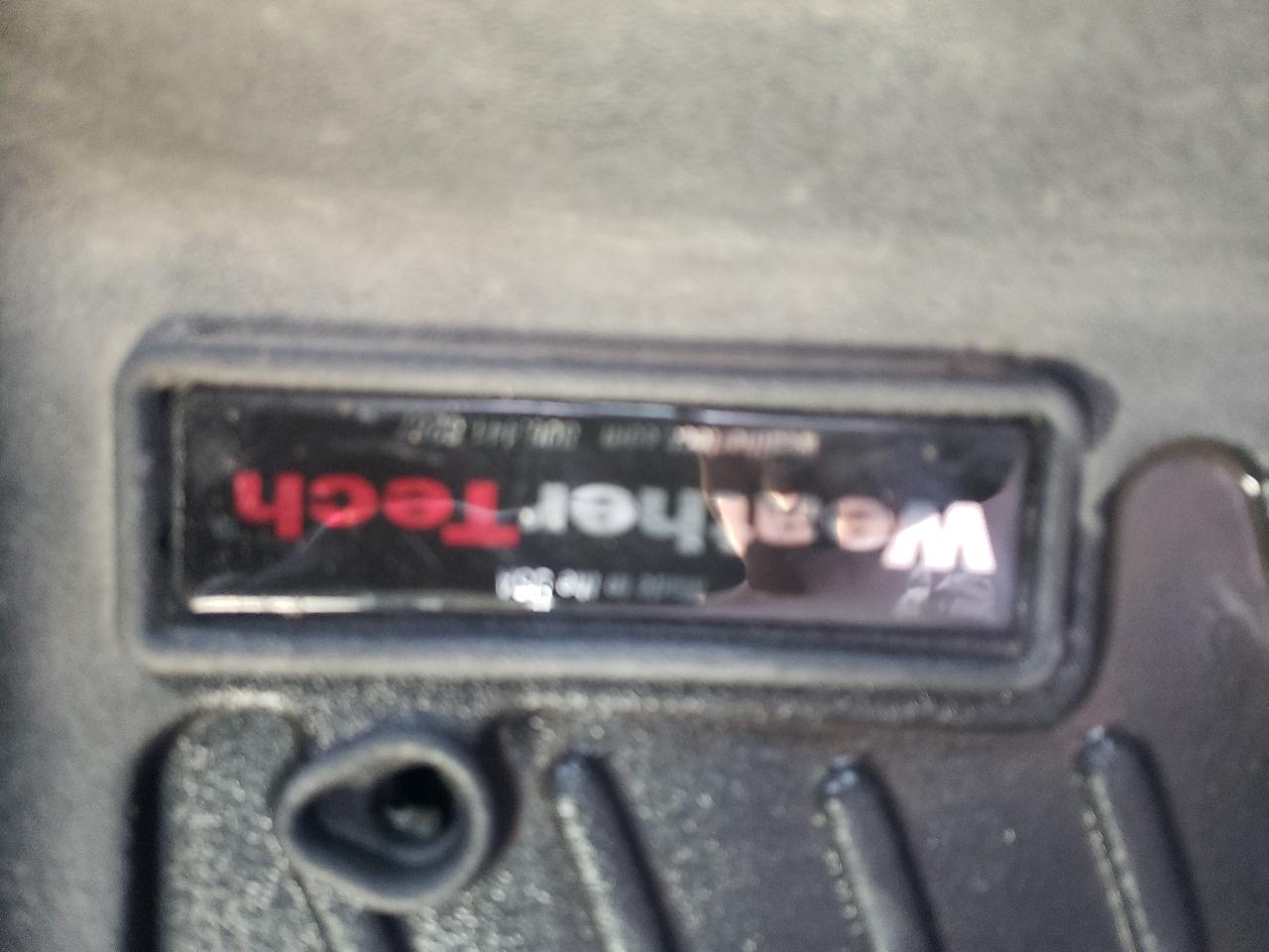 Dodge Avenger 4dr Sdn SXT 2012