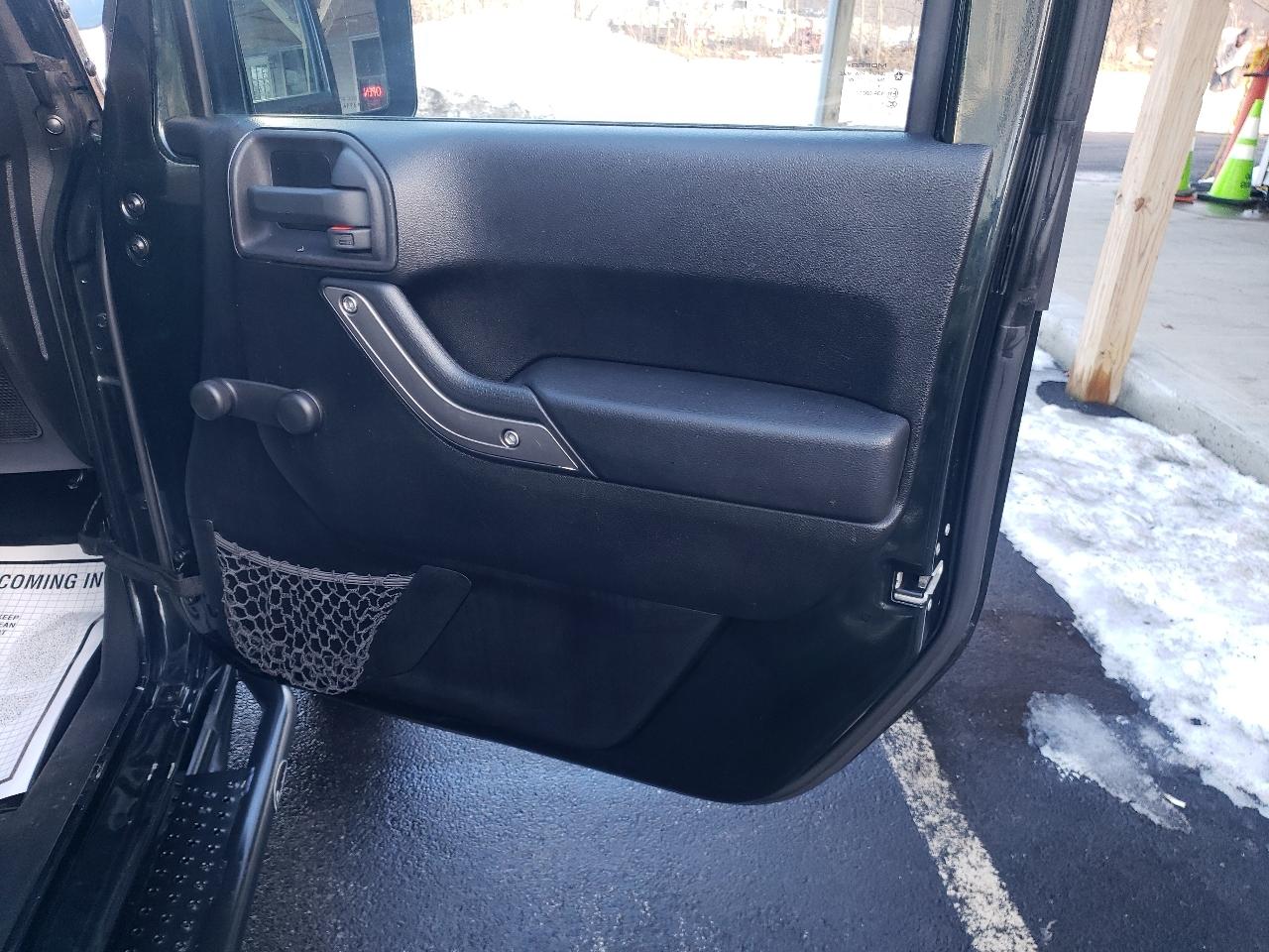 Jeep Wrangler 4WD 2dr Sport 2012