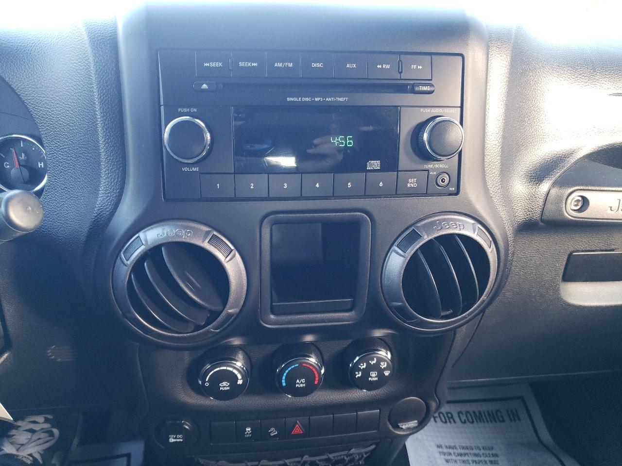 Jeep Wrangler 4WD 2dr Sport 2012