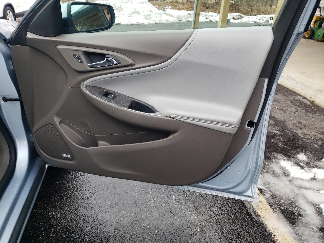 Chevrolet Malibu 4dr Sdn LT w/1LT 2018