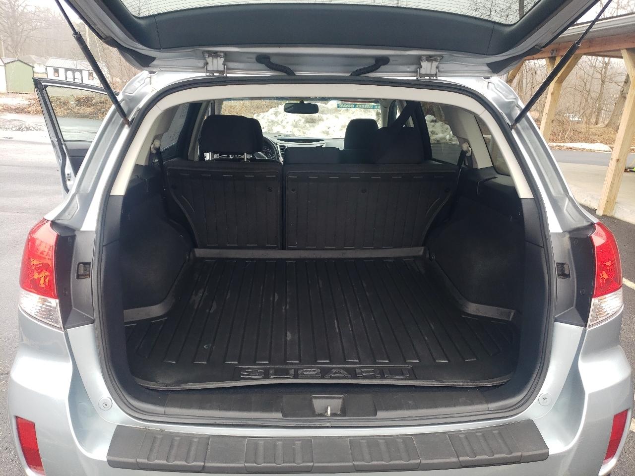 Subaru Outback 4dr Wgn H4 Auto 2.5i Premium 2014