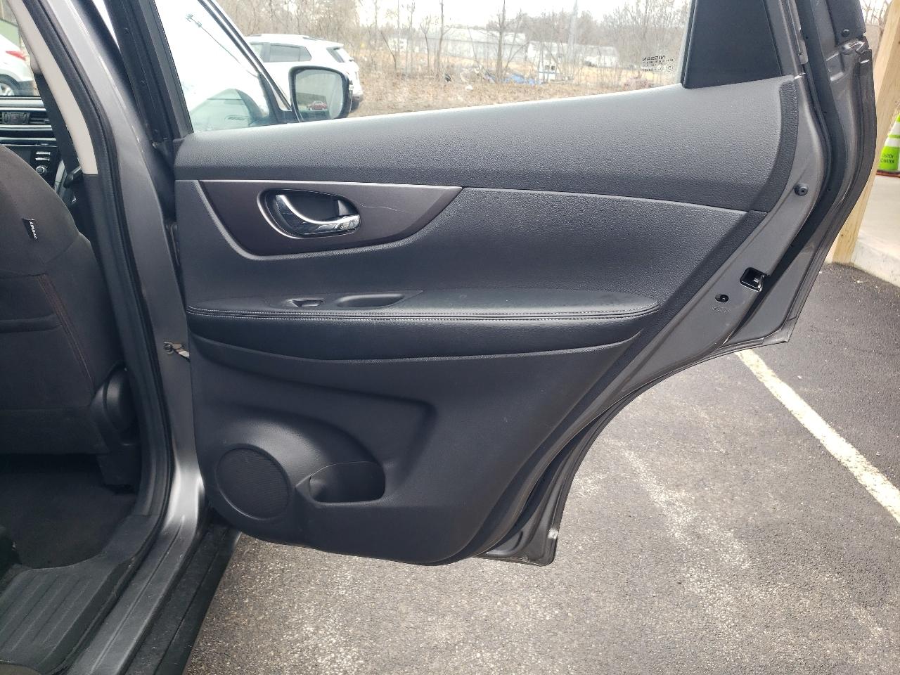 Nissan Rogue AWD 4dr S 2015