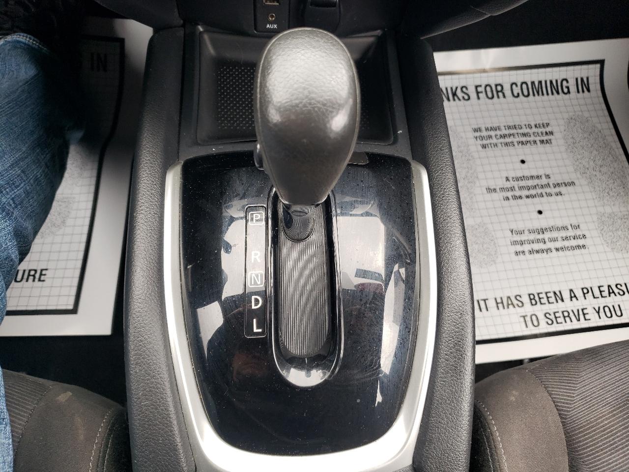 Nissan Rogue AWD 4dr S 2015