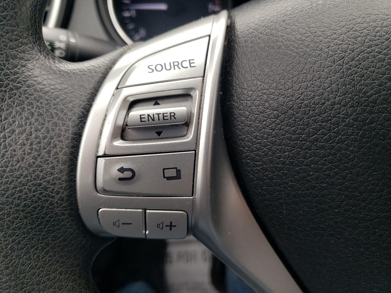 Nissan Rogue AWD 4dr S 2015