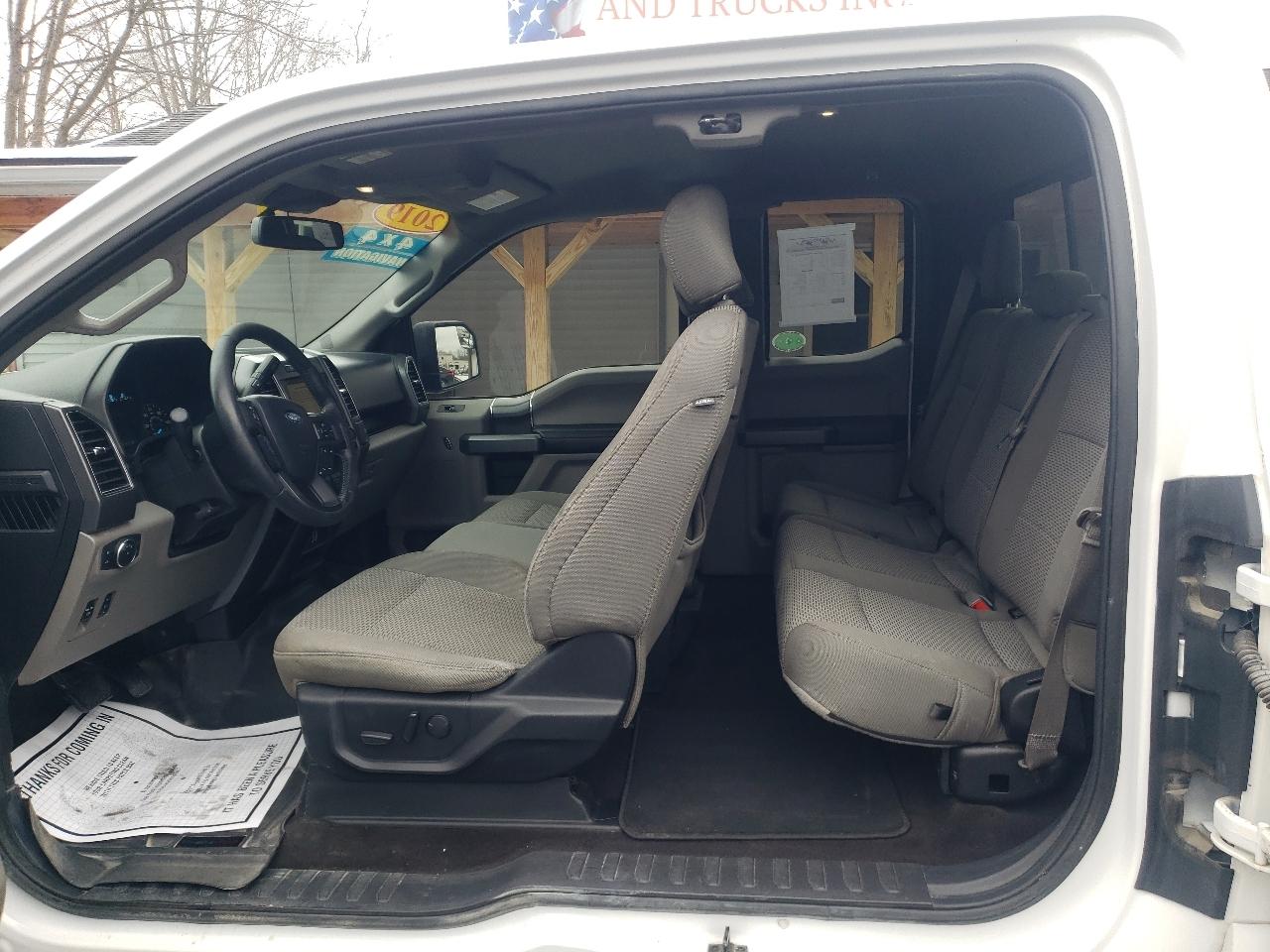 Ford F-150 4WD SuperCab 133" XLT 2019