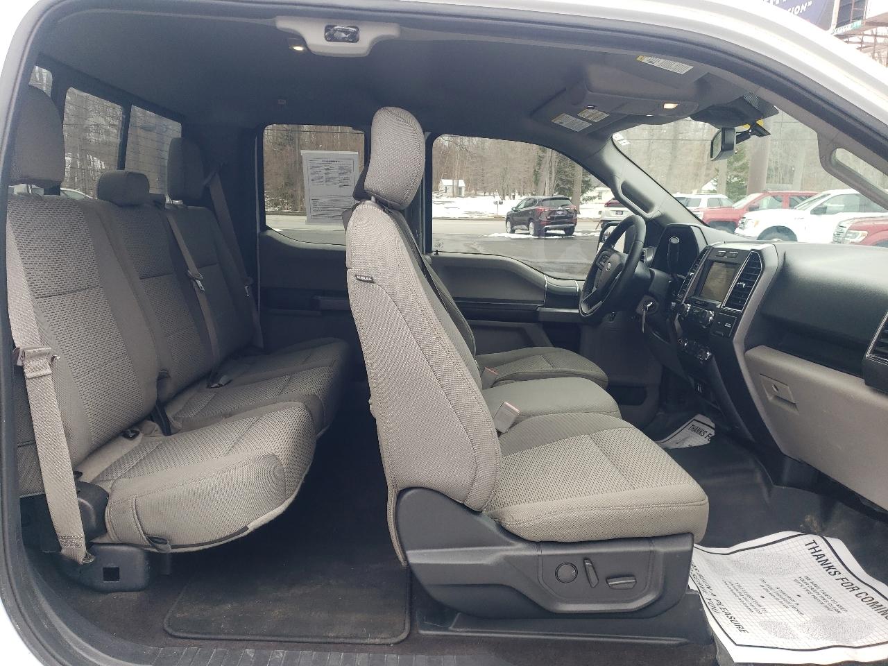 Ford F-150 4WD SuperCab 133" XLT 2019