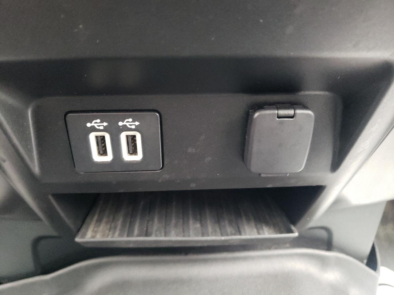 Ford F-150 4WD SuperCab 133" XLT 2019