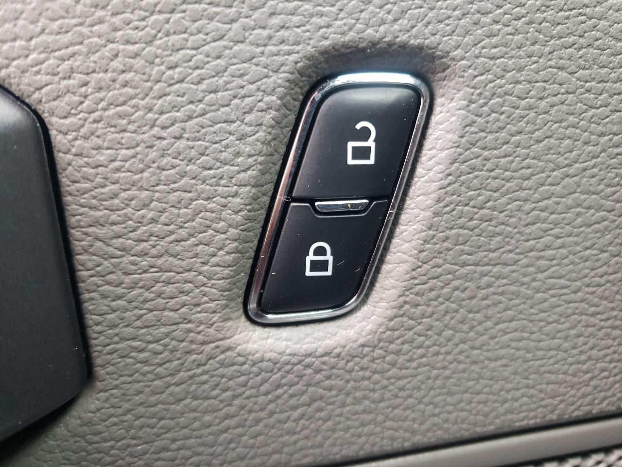 Ford F-150 4WD SuperCab 133" XLT 2019