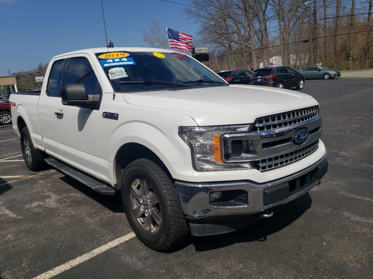 Ford F-150 4WD SuperCab 133" XLT 2019