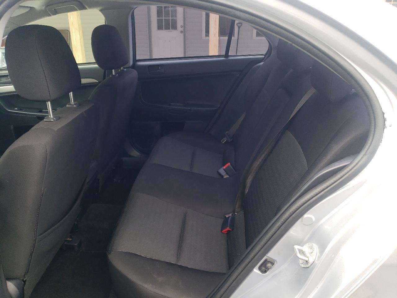 Mitsubishi Lancer 4dr Sdn CVT ES FWD 2013