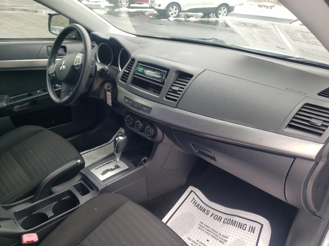 Mitsubishi Lancer 4dr Sdn CVT ES FWD 2013