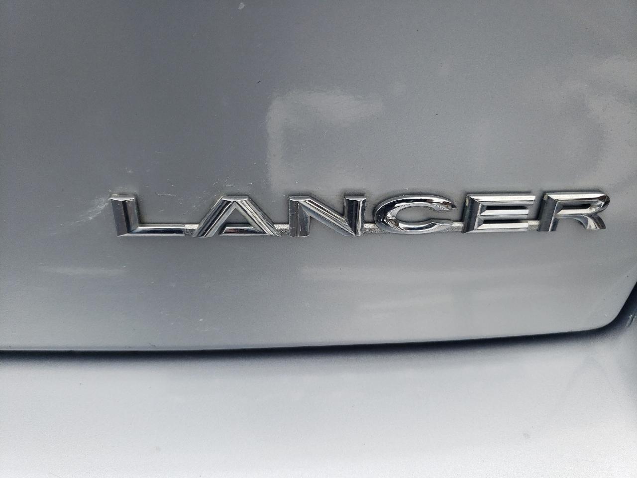 Mitsubishi Lancer 4dr Sdn CVT ES FWD 2013