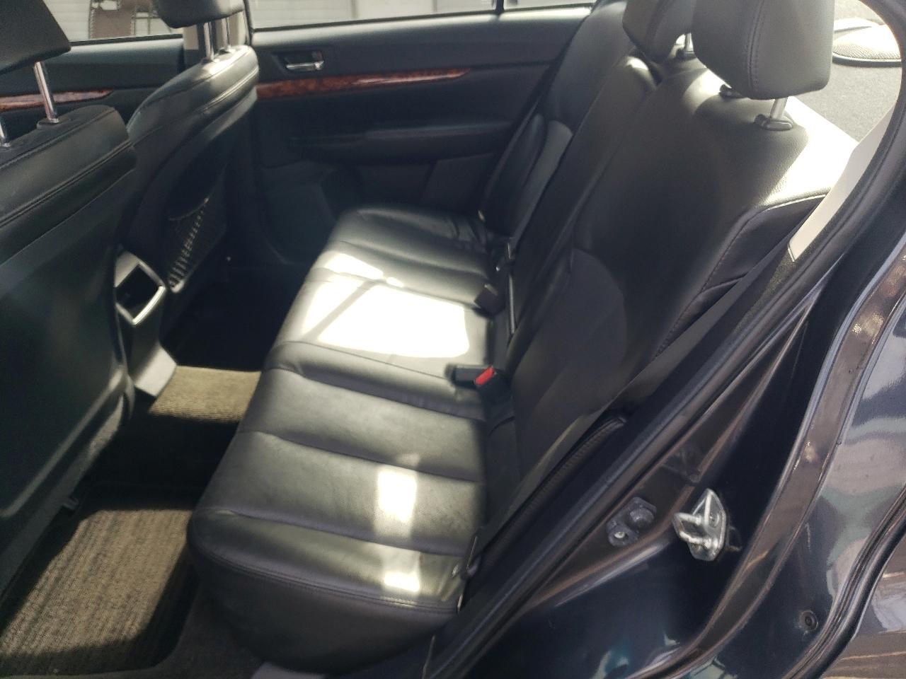 Subaru Legacy 4dr Sdn H4 Auto 2.5i Limited 2012