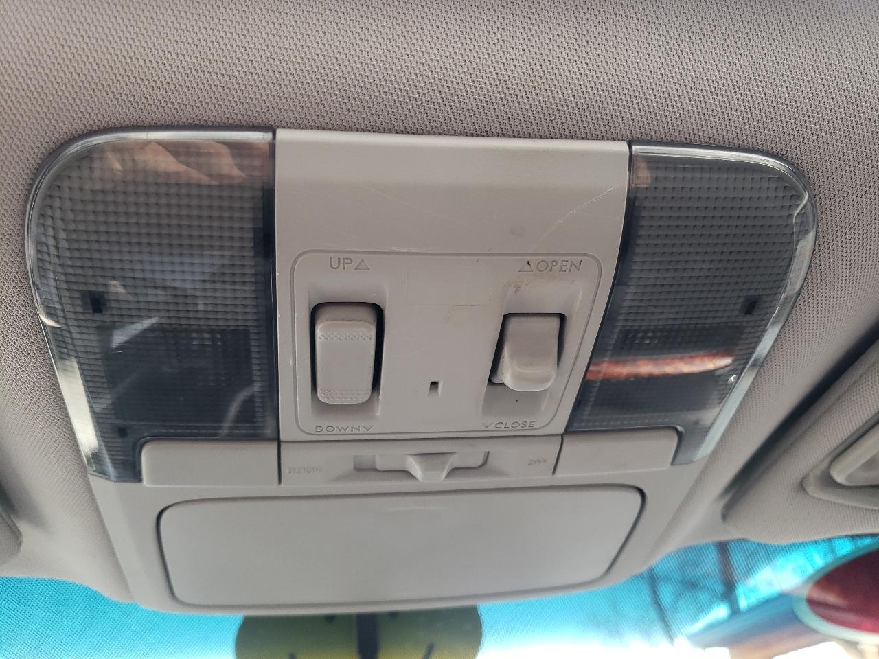 Subaru Legacy 4dr Sdn H4 Auto 2.5i Limited 2012