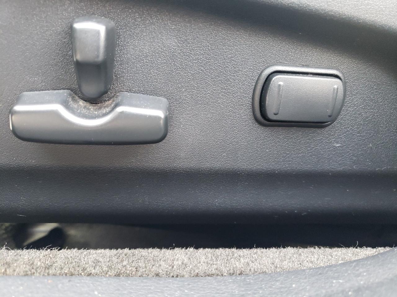 Subaru Legacy 4dr Sdn H4 Auto 2.5i Limited 2012