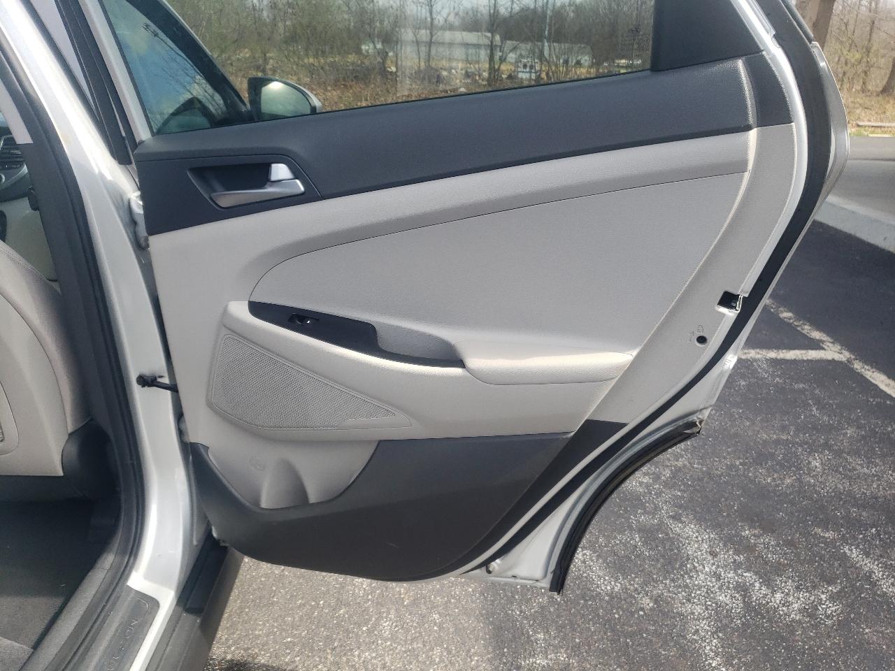 Hyundai Tucson AWD 4dr SE 2016