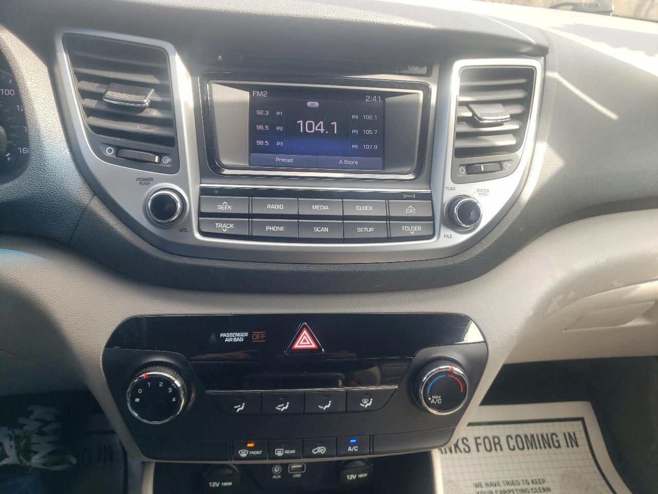 Hyundai Tucson AWD 4dr SE 2016