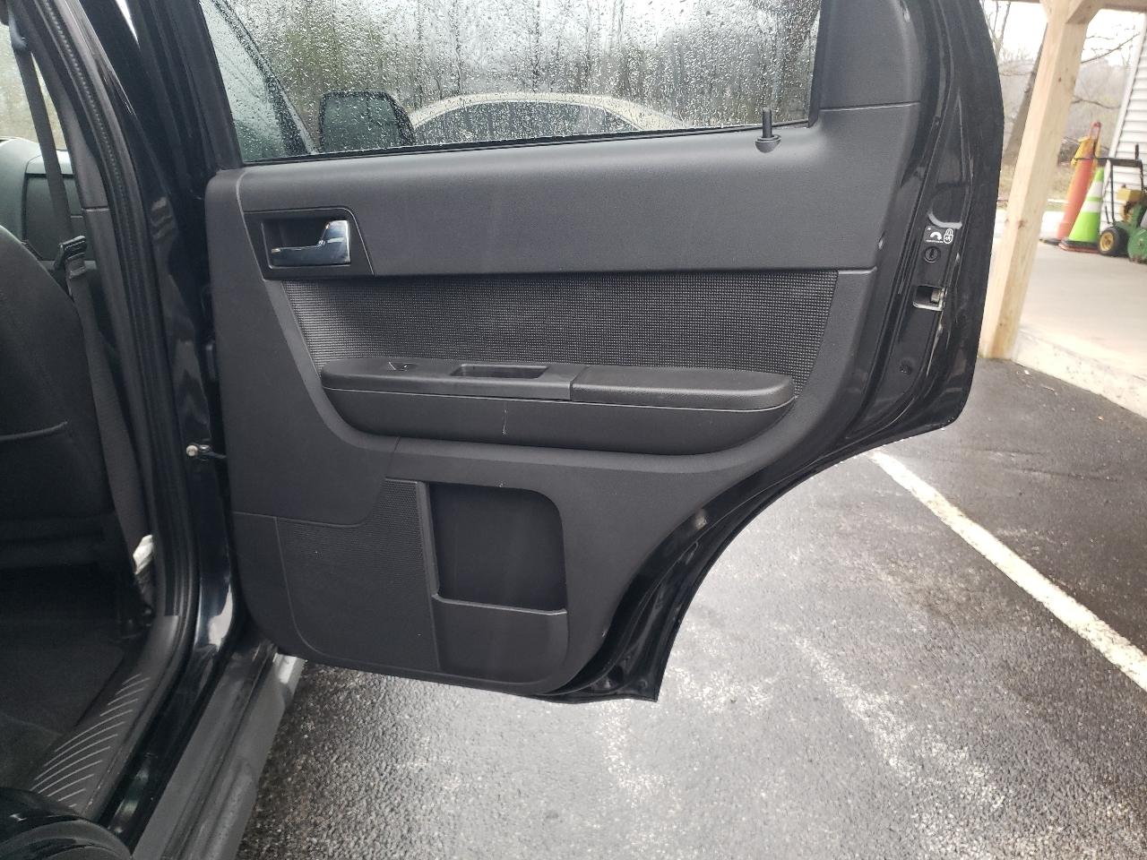 Ford Escape 4WD 4dr Limited 2012