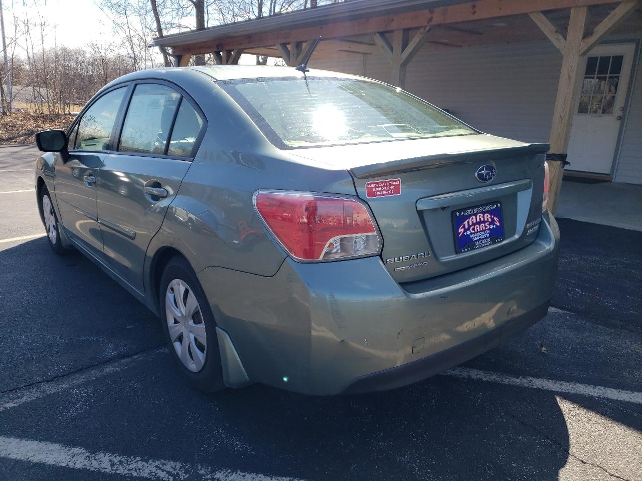 Subaru Impreza Sedan 4dr CVT 2.0i 2015
