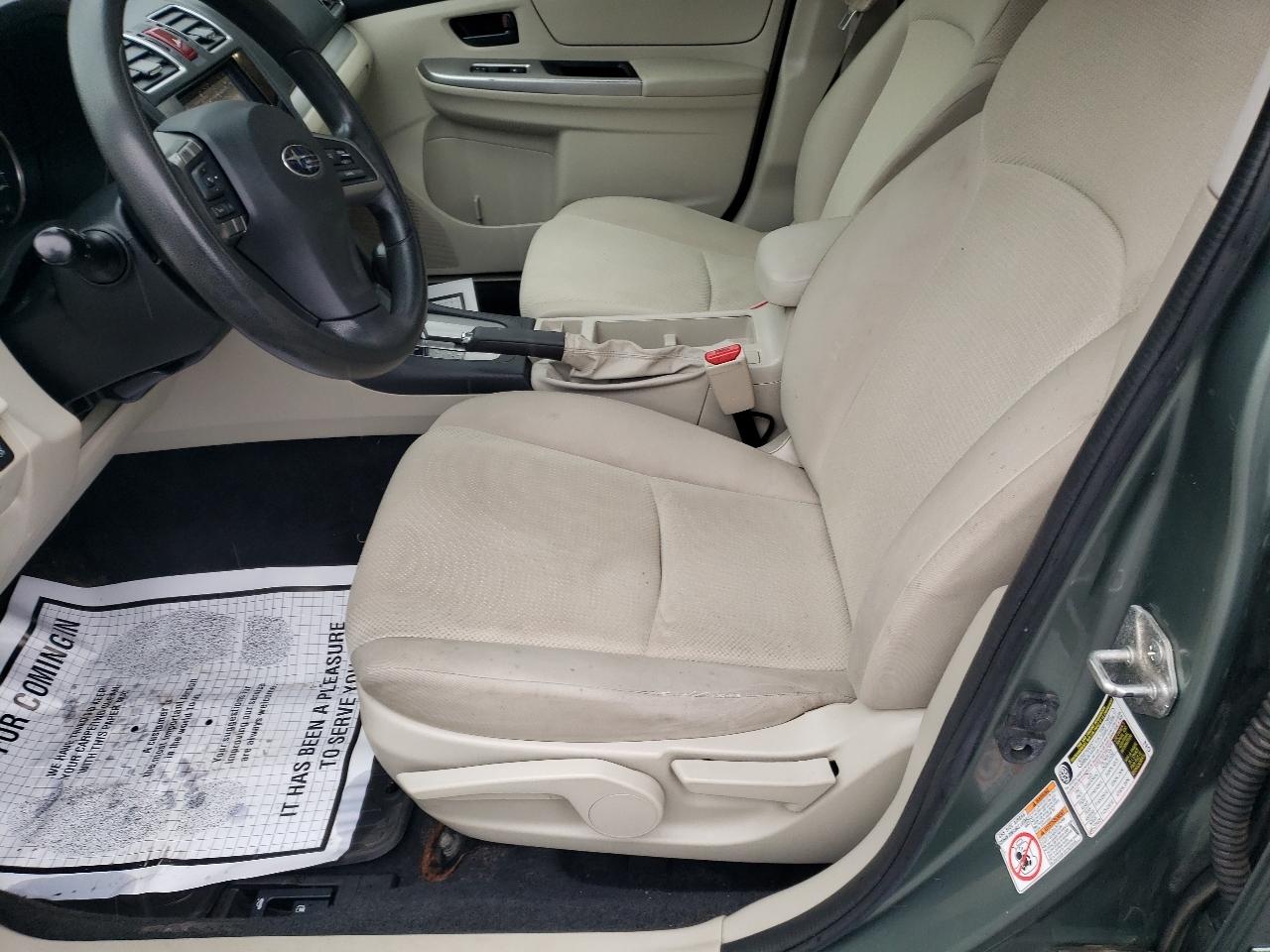 Subaru Impreza Sedan 4dr CVT 2.0i 2015