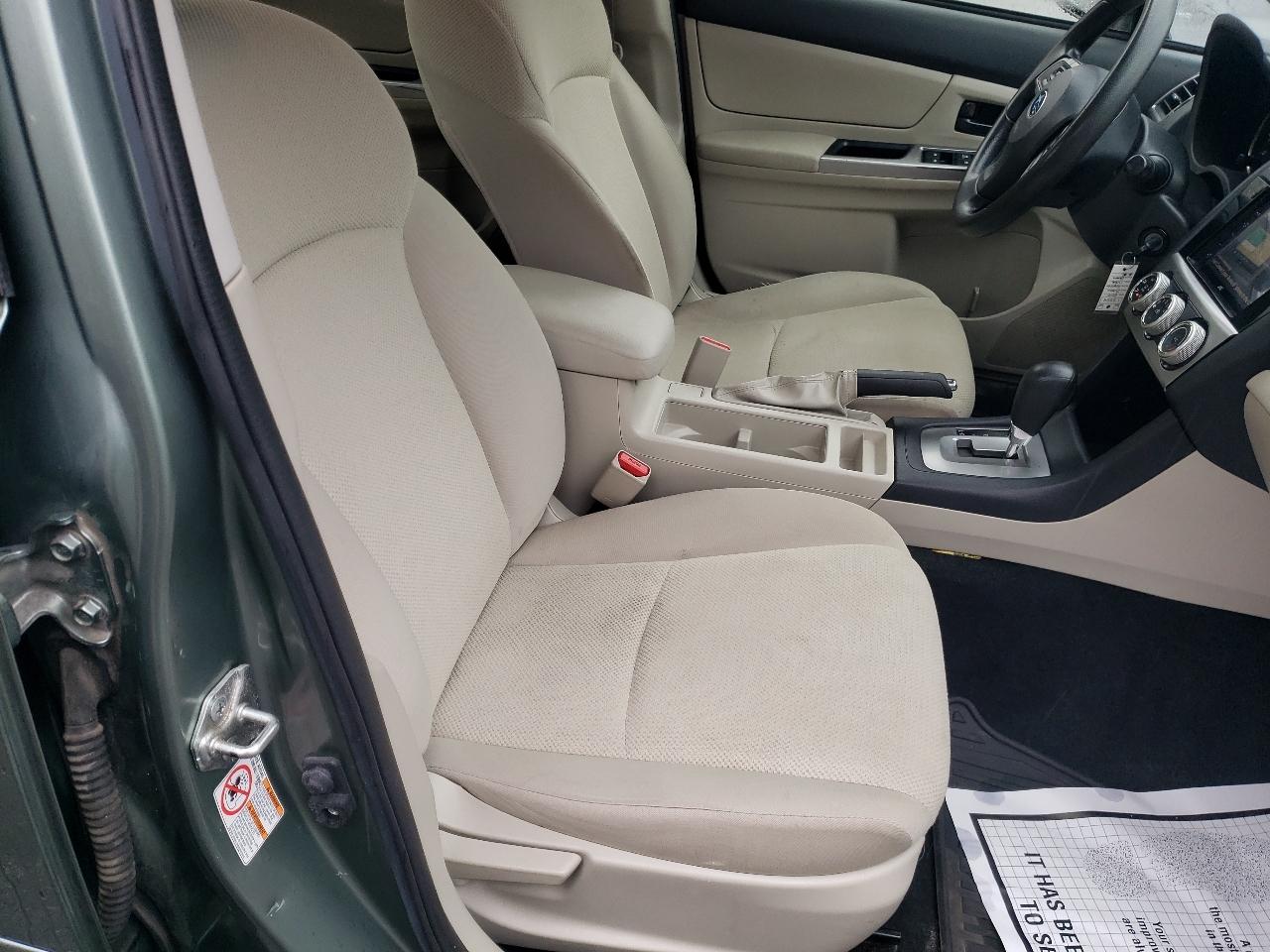 Subaru Impreza Sedan 4dr CVT 2.0i 2015