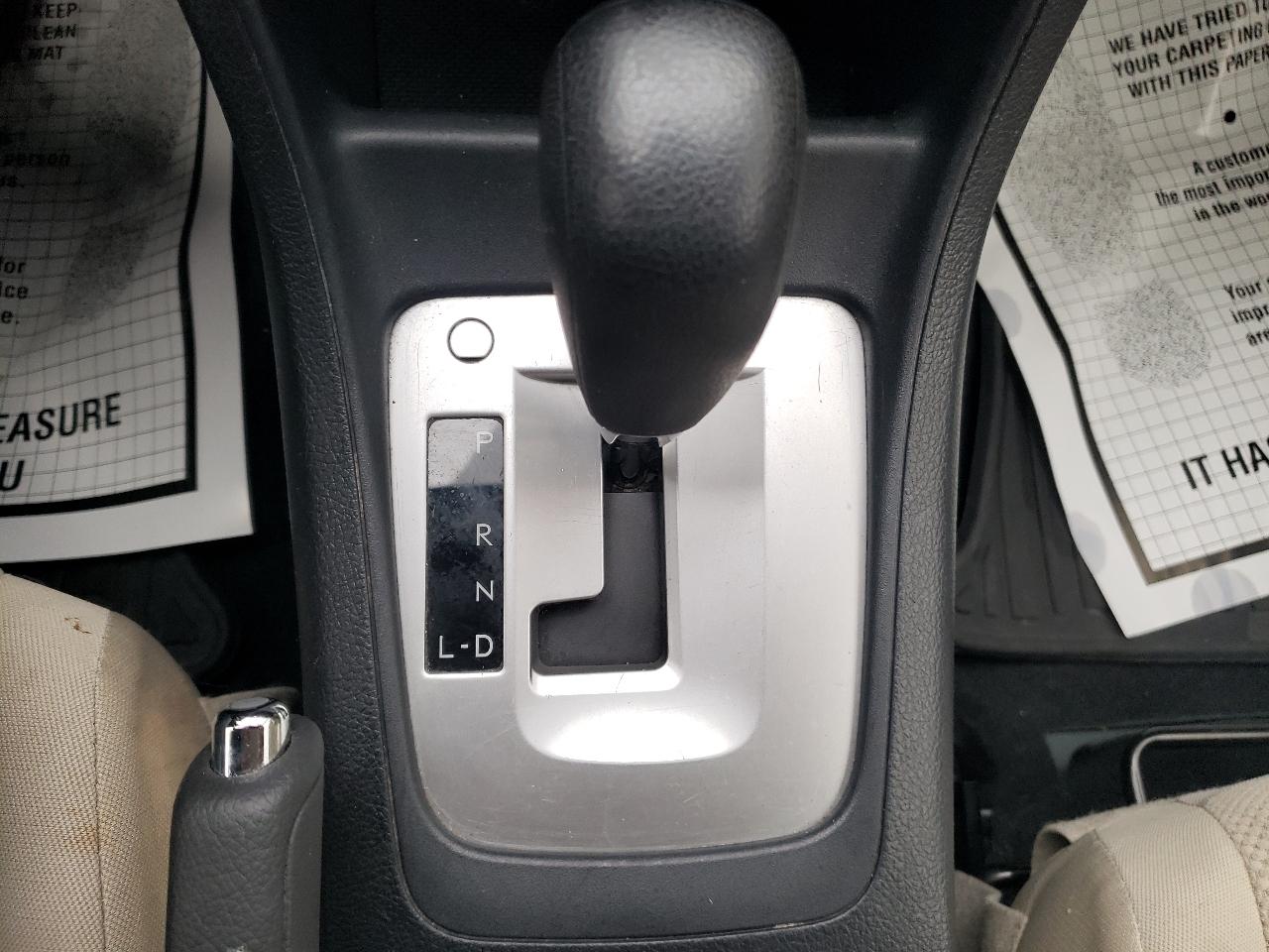 Subaru Impreza Sedan 4dr CVT 2.0i 2015