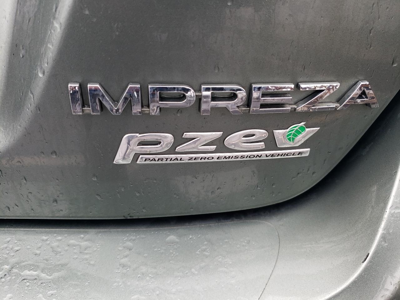 Subaru Impreza Sedan 4dr CVT 2.0i 2015